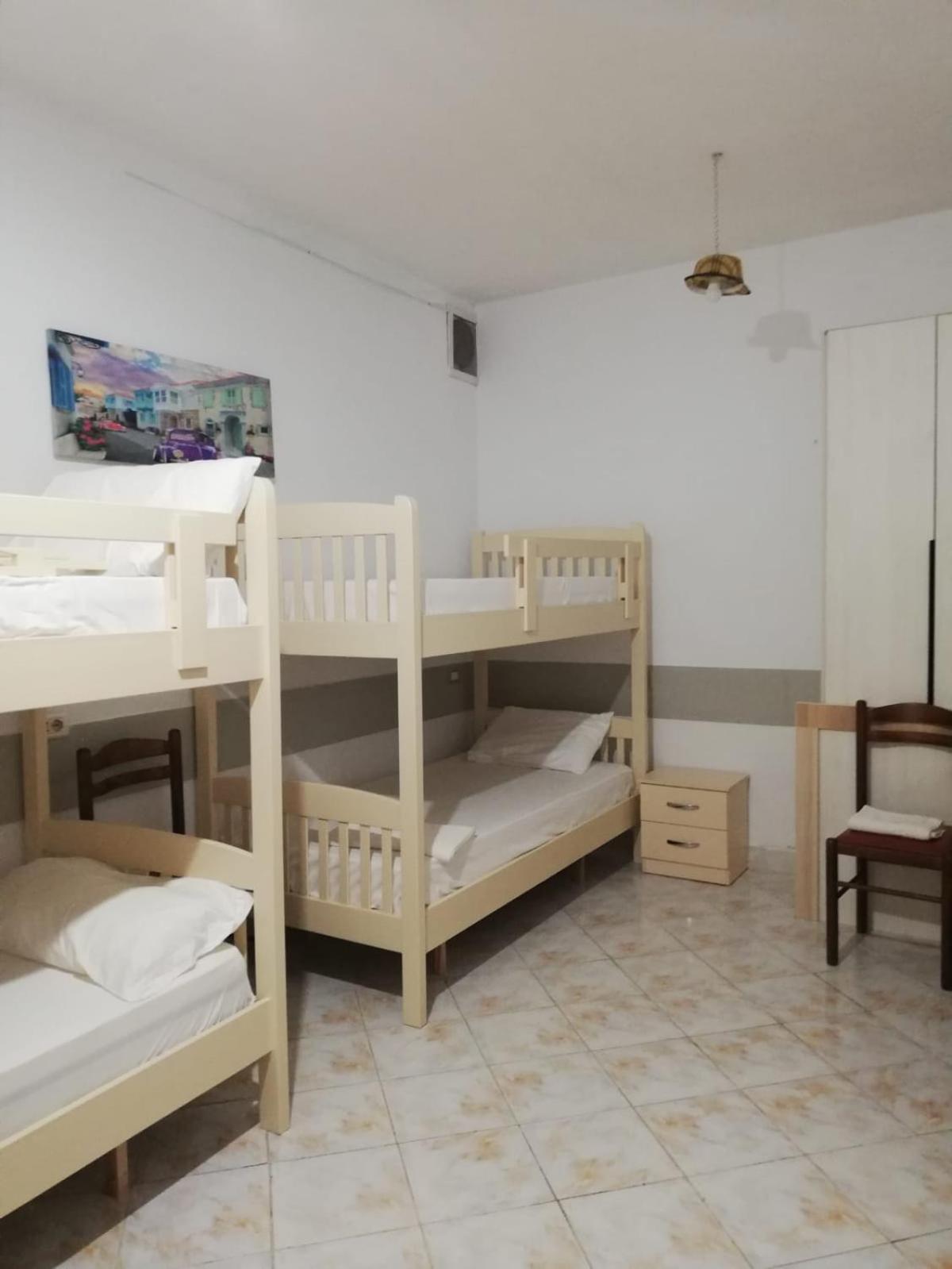 Casa Mia Vandrarhem Vlorë Rum bild