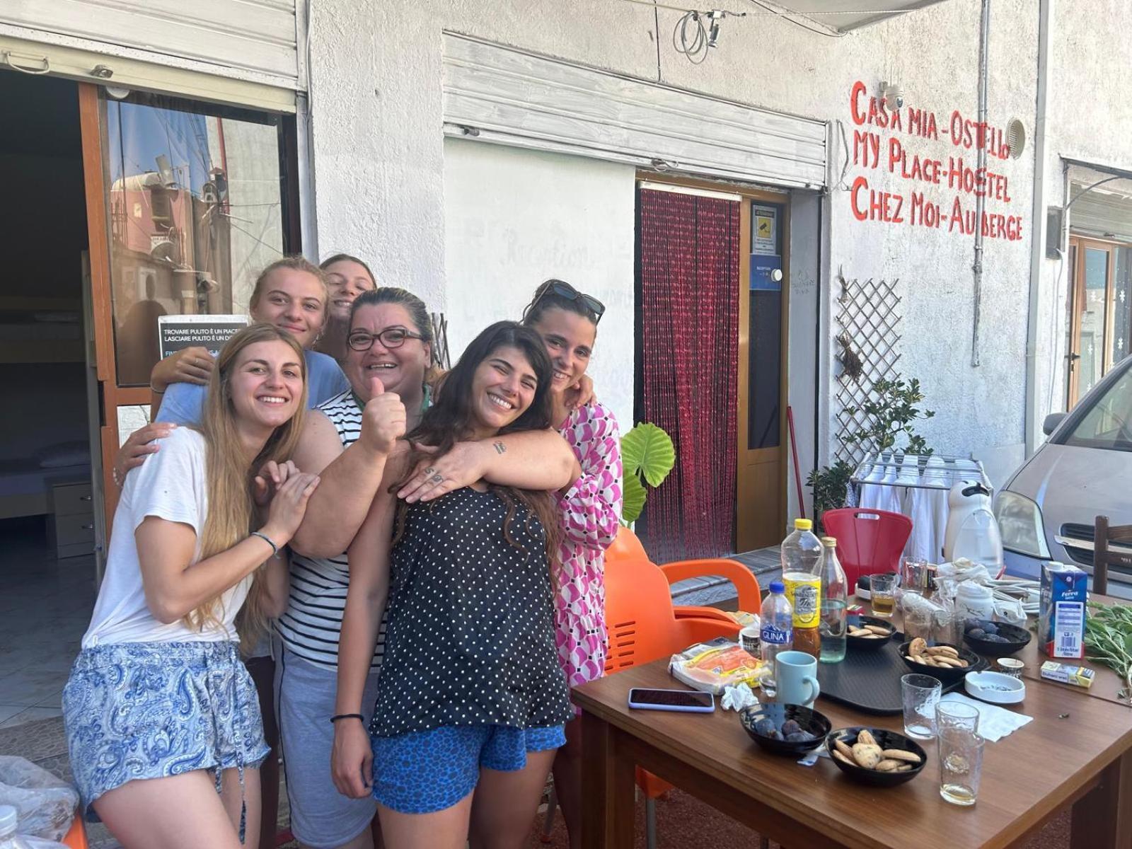 Casa Mia Vandrarhem Vlorë Exteriör bild